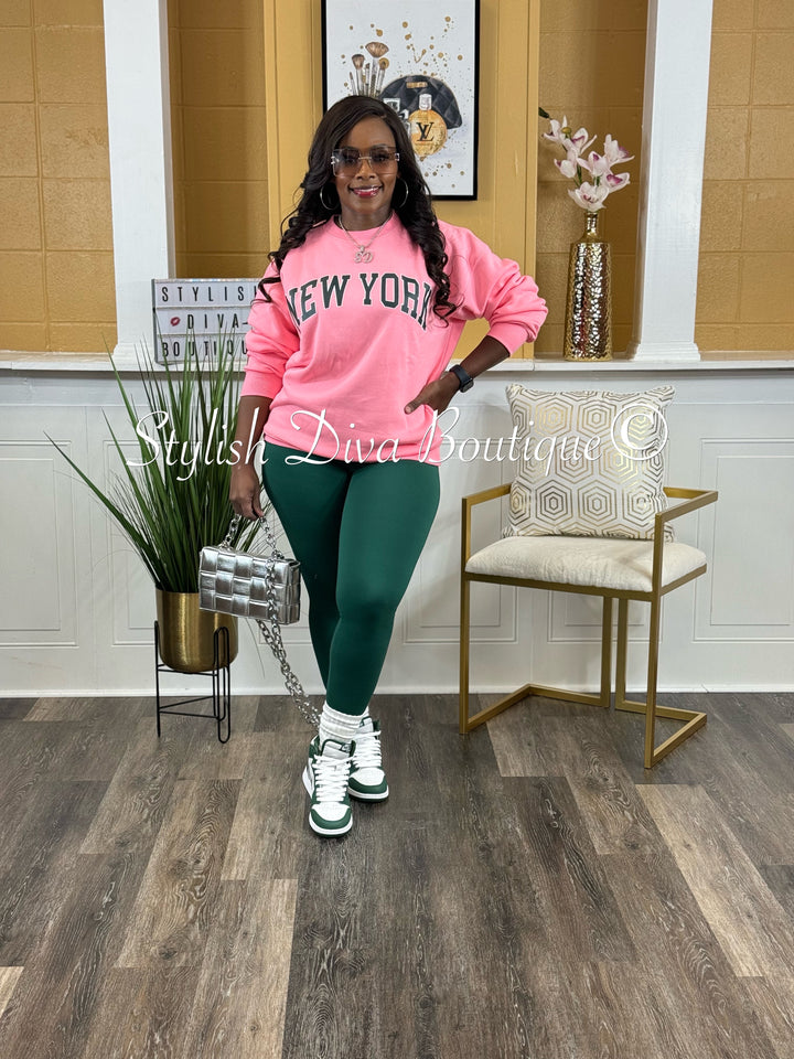 New York Oversized Sweatshirt & Leggings Set (Bright Pink/Dk Green Print)