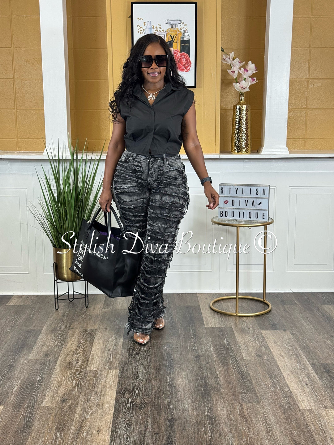 Power Trip Sleeveless Crop Top (Black)