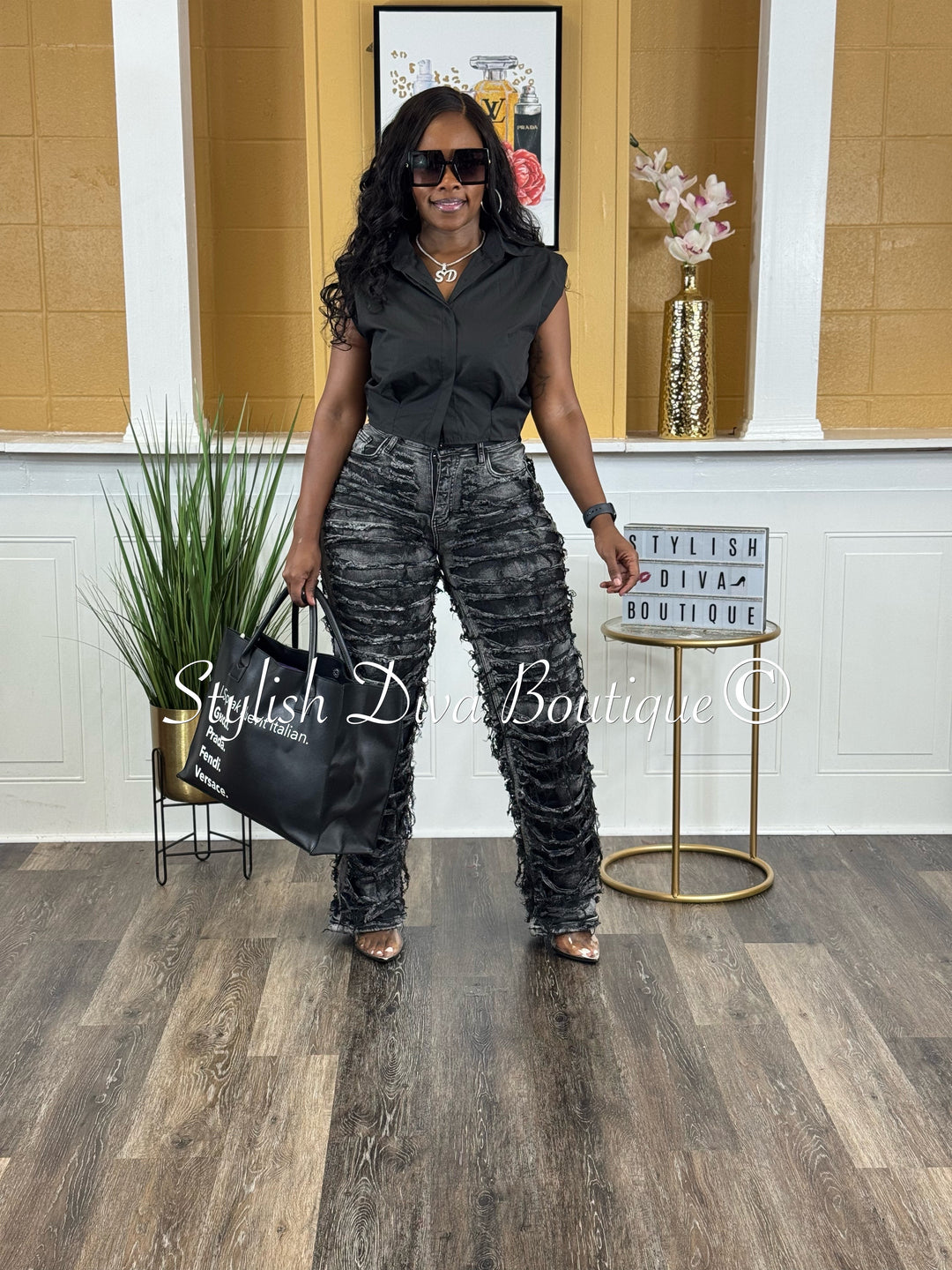 Power Trip Sleeveless Crop Top (Black)