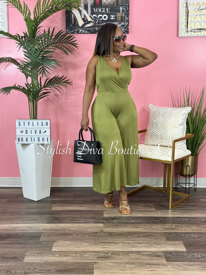 Cyndi Sleeveless Capri Jumpsuit (Green)