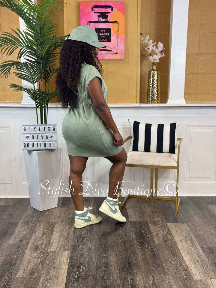 Mia Sleeveless Dress (Sage Green)