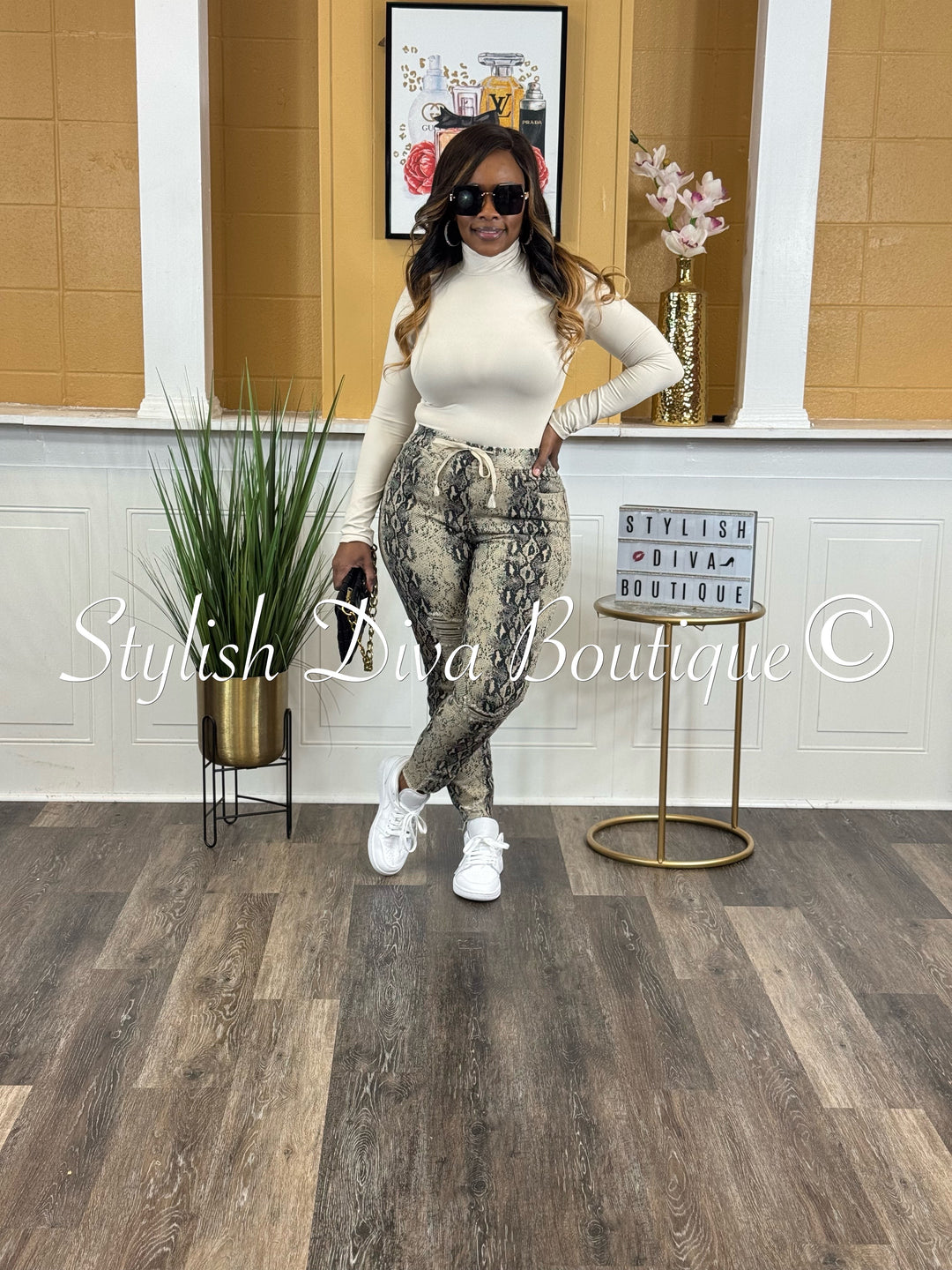 Snake Charmer Ankle Joggers up to 3XL (Taupe/Black)