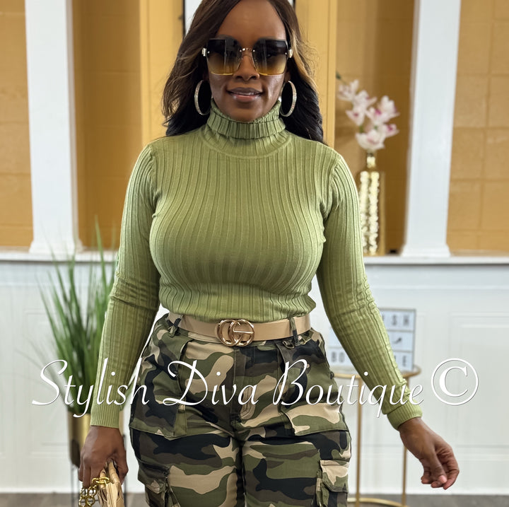 Rilo L/S Ribbed Turtleneck Sweater Top (Lt Olive)