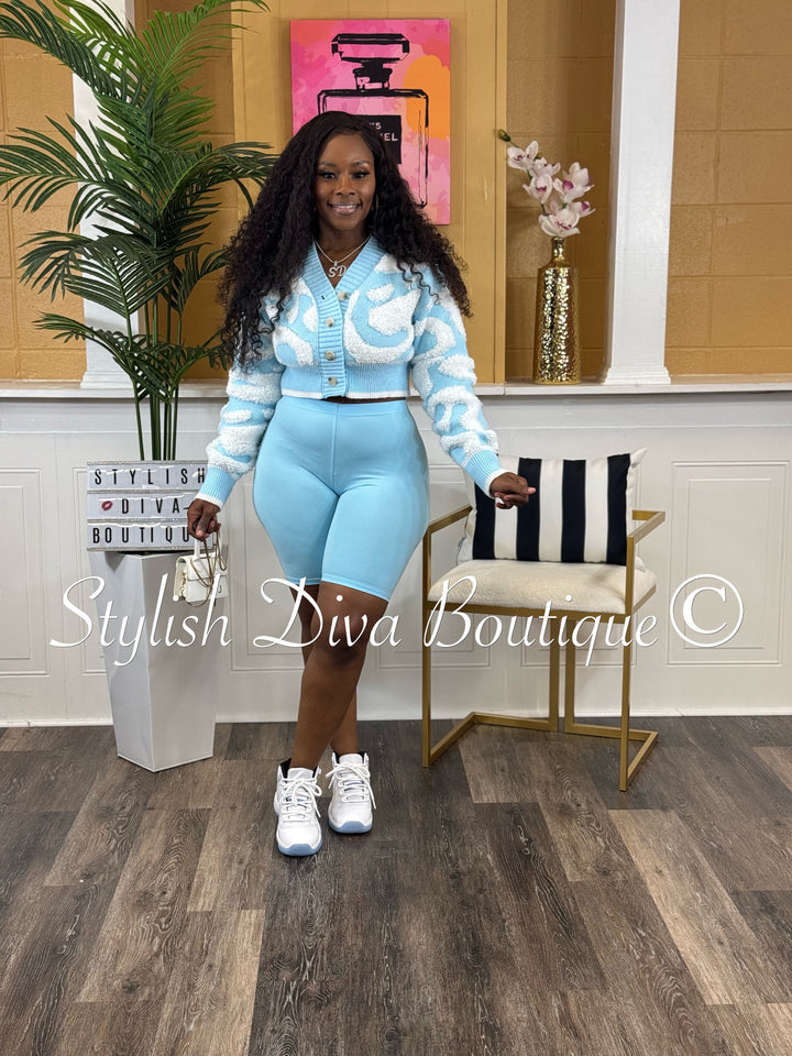 Isabelle Duo Color Cropped Knitted Cardigan (Light Blue/White)