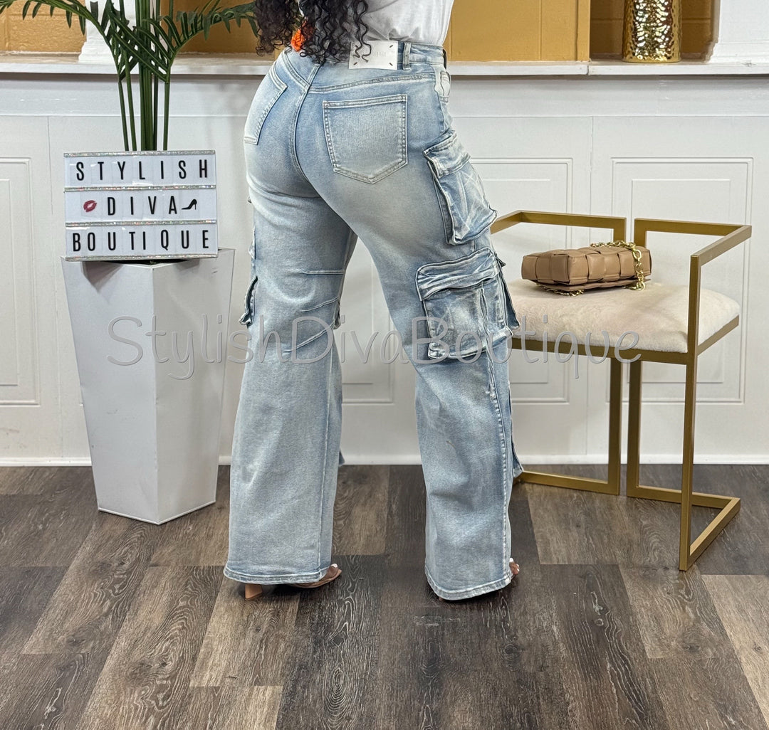 Main Character Acid Wash Cargo Jeans (Light Denim Wash)