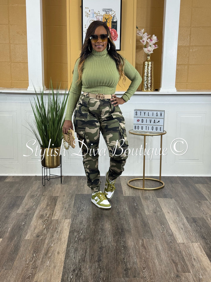 Rilo L/S Ribbed Turtleneck Sweater Top (Lt Olive)