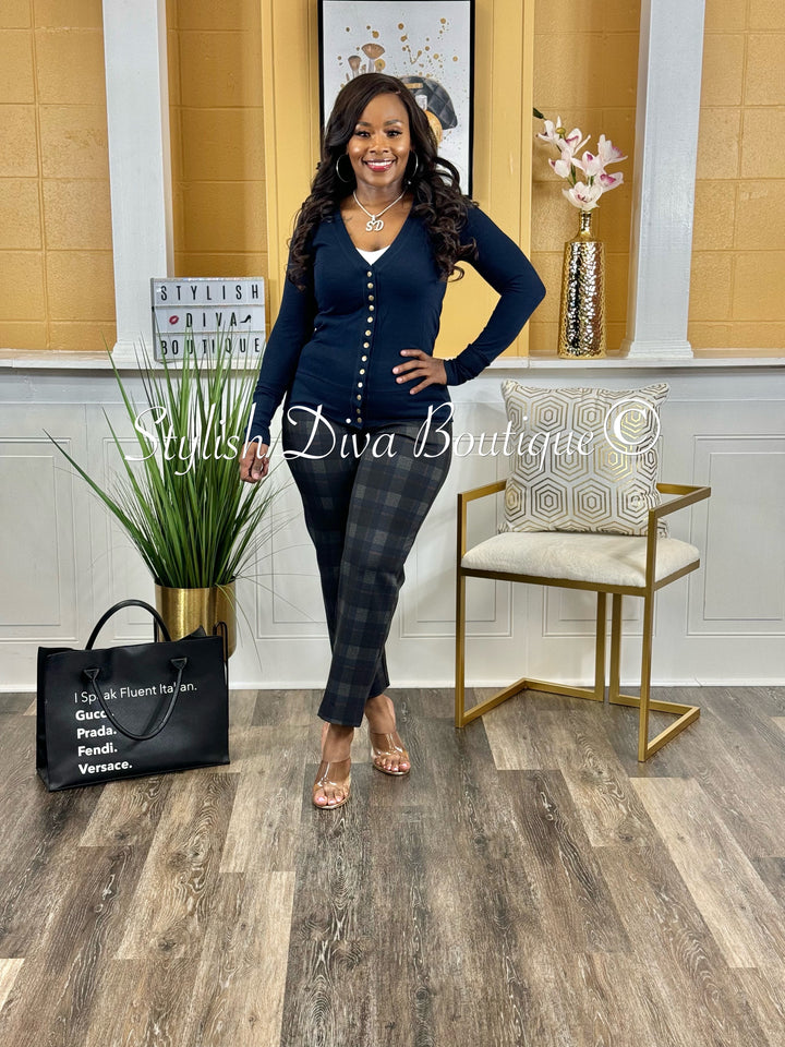 Work It Cropped Plaid Pants up to 3XL (Navy/Grey Plaid)