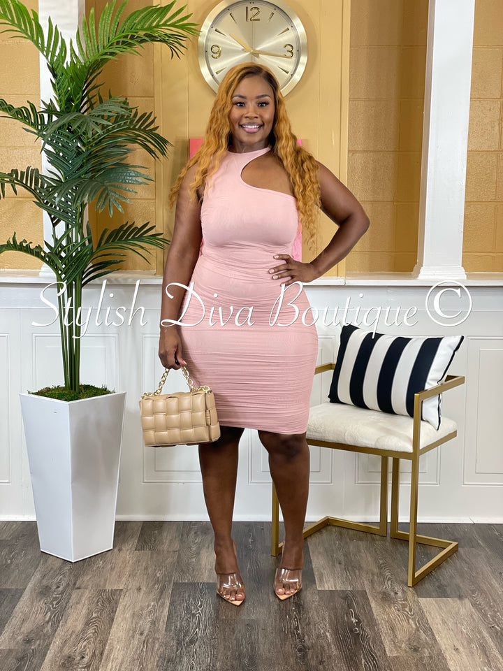 Bold Cut Dress (Blush Pink)