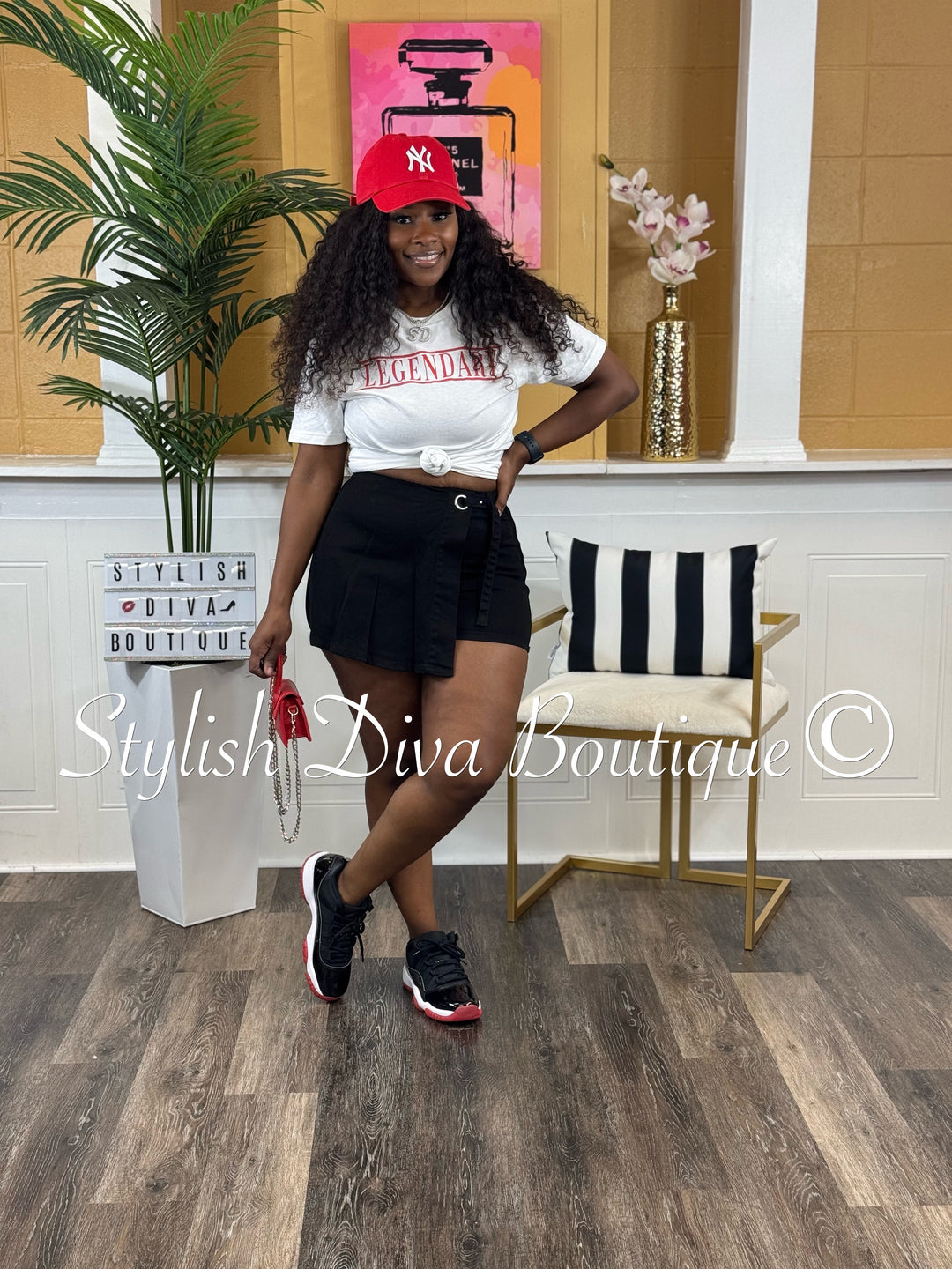 LEGENDARY T-Shirt (Red Print)