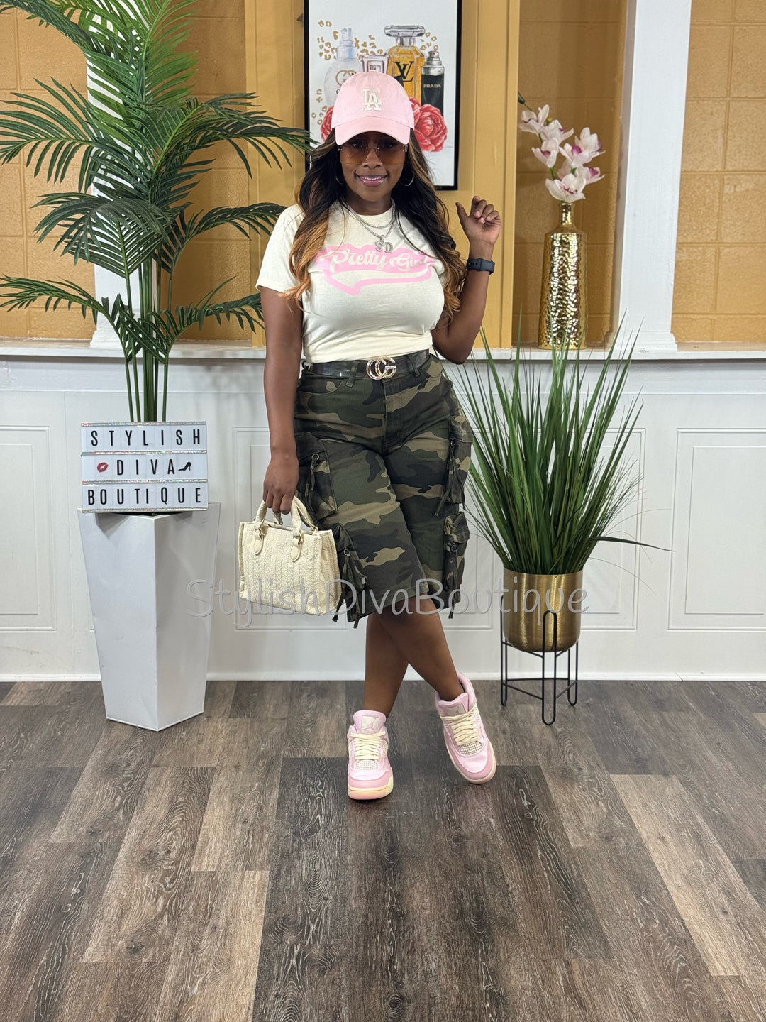 Pretty Girl T-Shirt (Pink Print)
