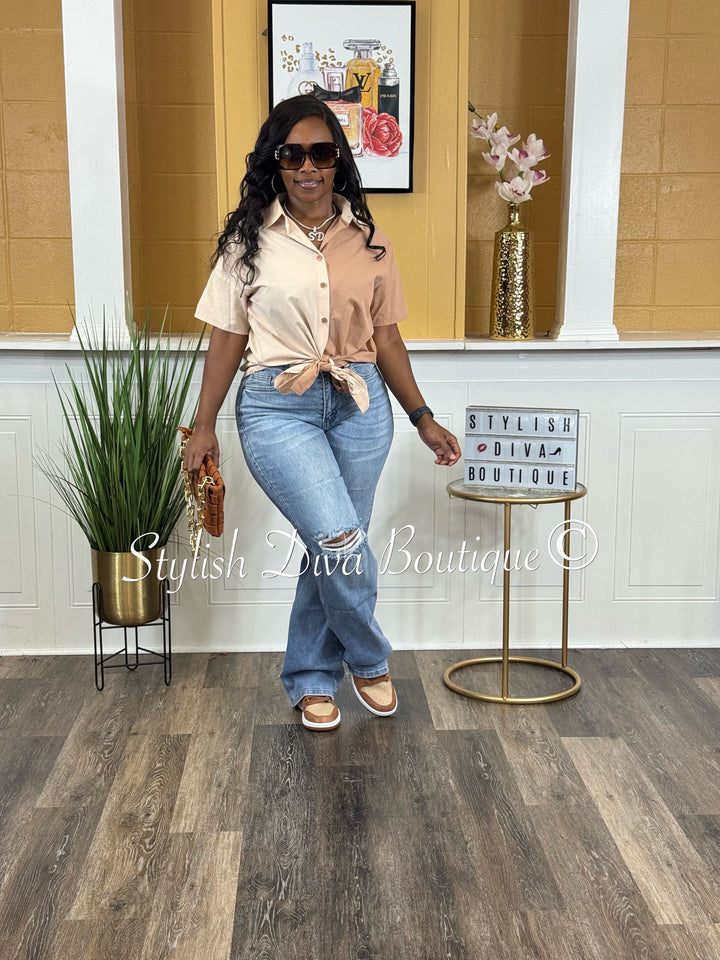 Split Decision Button Up Top (Cream/Tan)