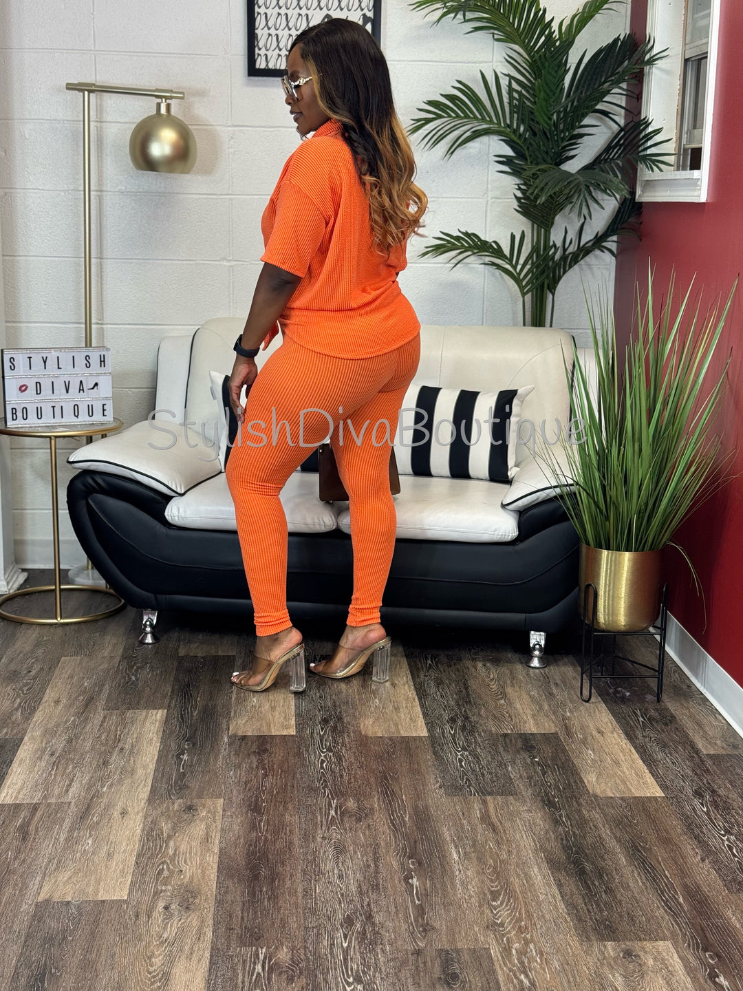 Unapologetic Vibe Set up to 3XL (Orange)