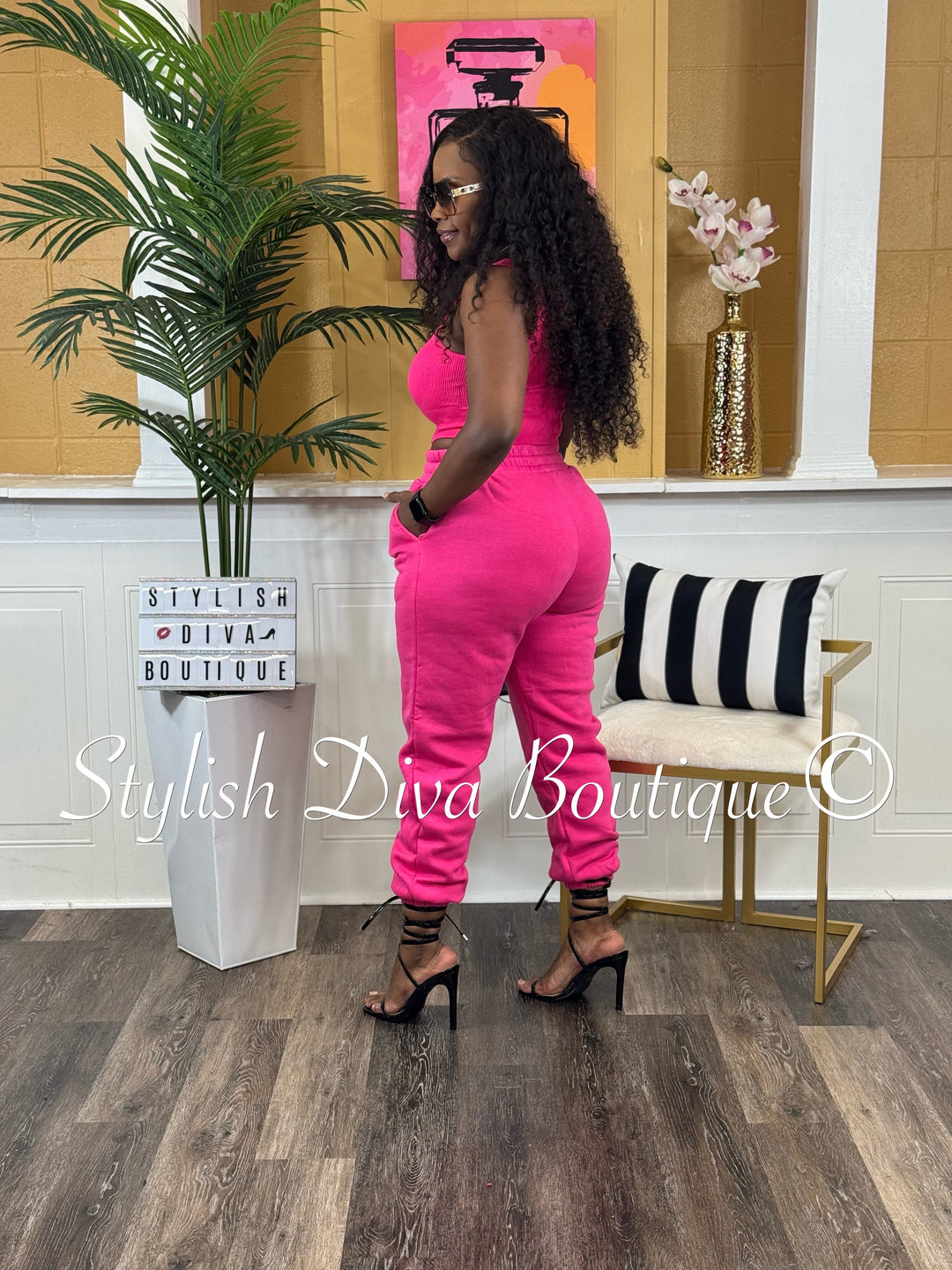 Ribbed Seamless Square Neck Cropped Tank (Hot Pink)