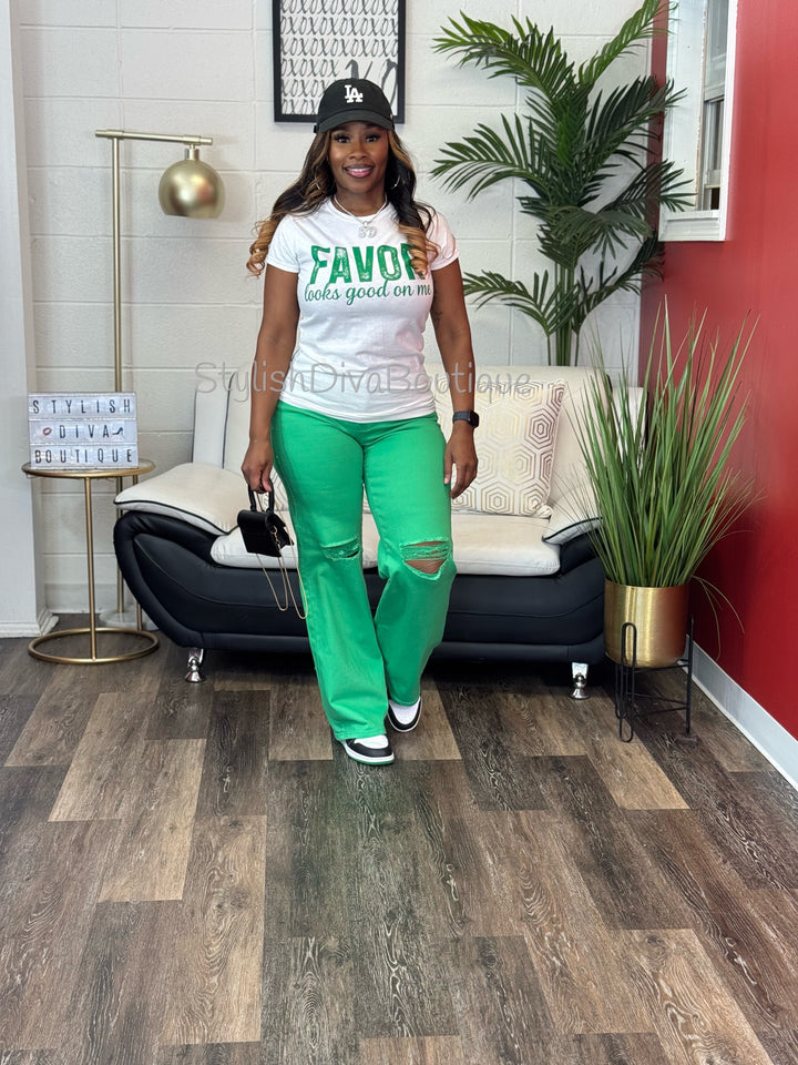 London Straight Leg Distressed Jeans (Green)