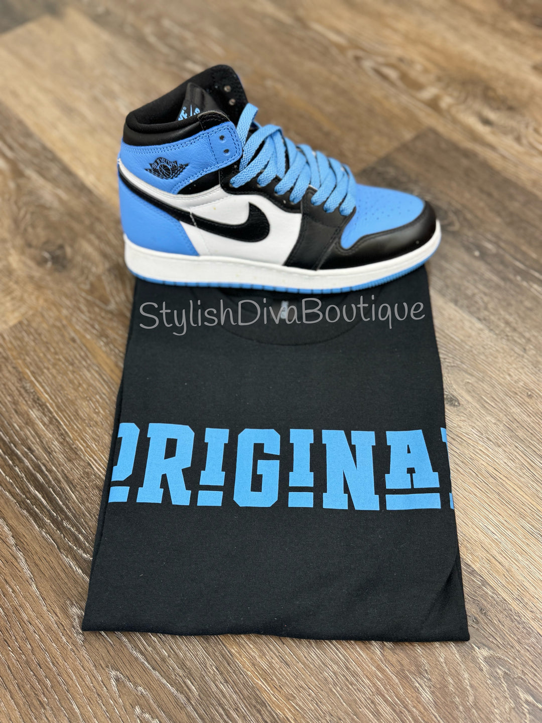 ORIGINAL Signature Graphic Tee (Black Shirt/Columbia Blue Print)