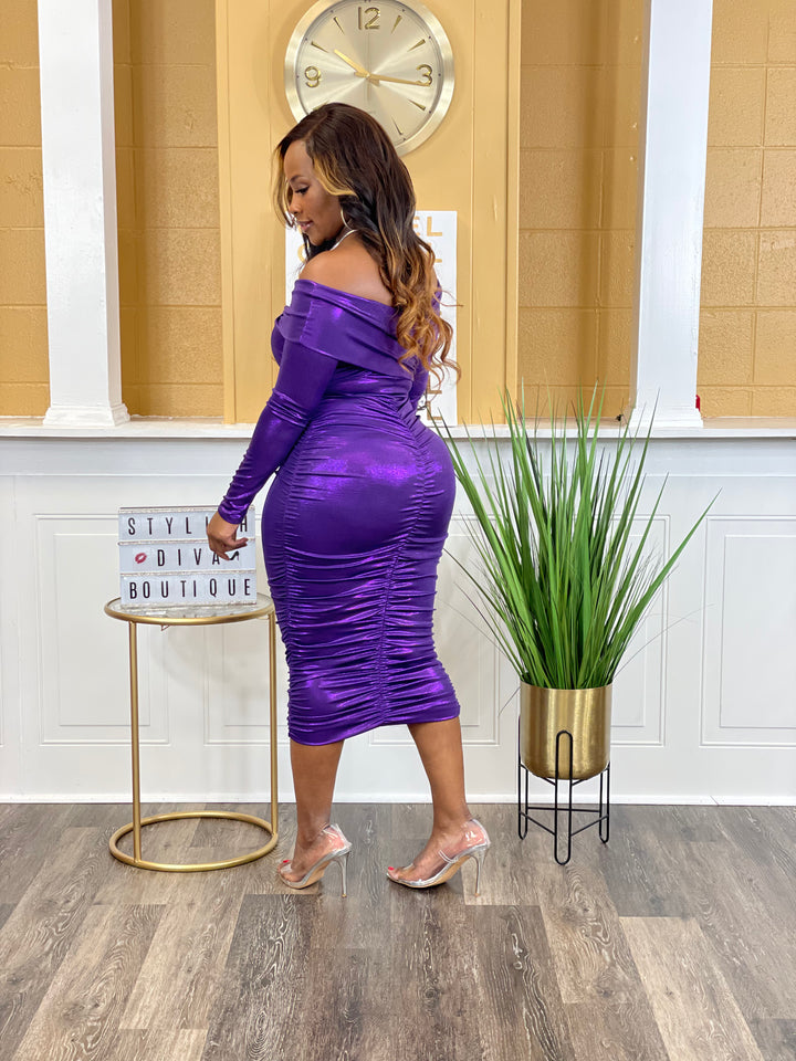 Gleaming Desire Dress up to 3XL (Purple)